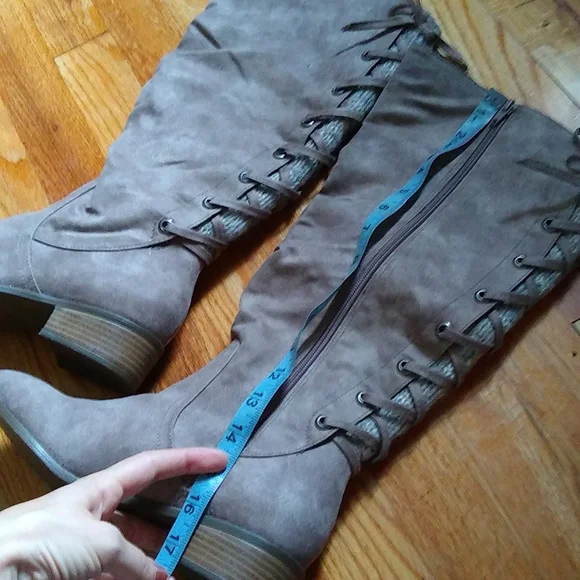 3/$15 Sale NWOT Lace up boots - Picture 8 of 8